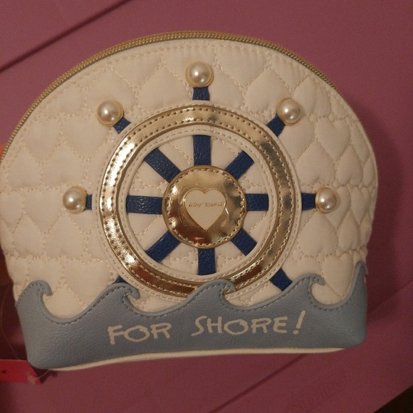 Betsey Johnson Handbags - NEW🎀[Betsey J]ivory nautical navy sailor bag
